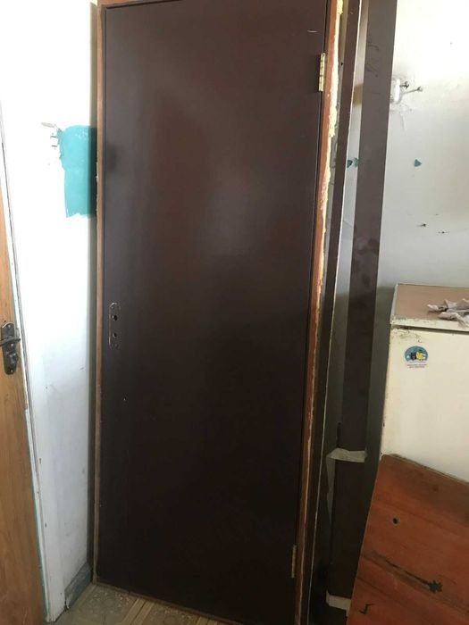 Дверь деревянная плотная 210х80