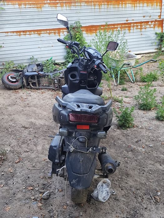 Продам мопед танк150куб
