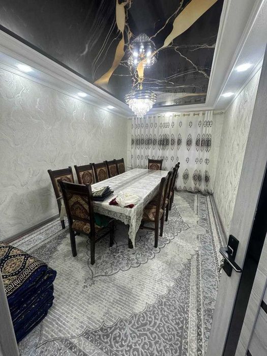 Навоий шахрида 2-хоналиг квартира сотилади