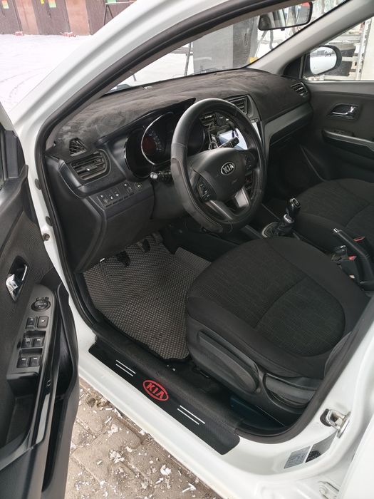 Продам Киа Рио..