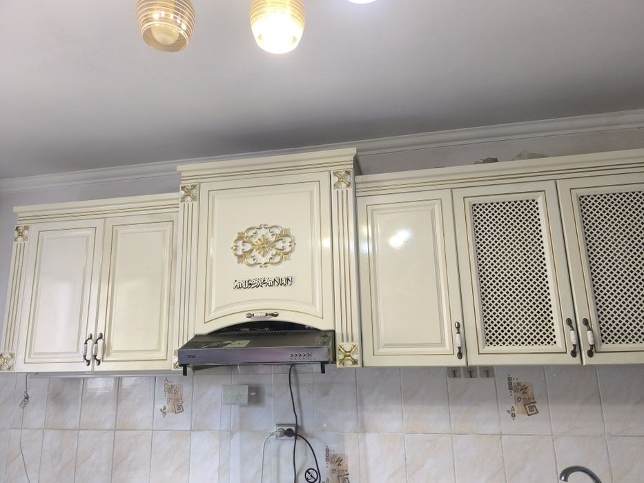 Кухонный гарнитур сатылады