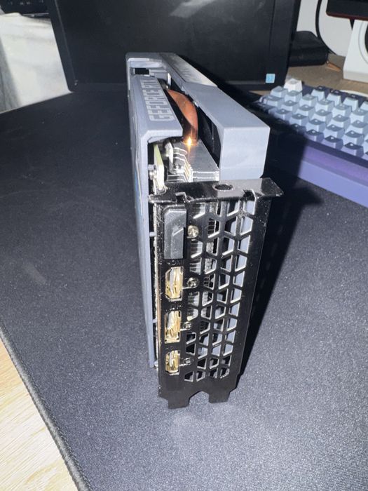 Placa video Gigabyte RTX 3050 8gb