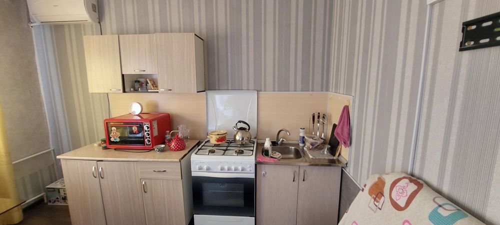 2/4/4. Дом бывшее общежитие, 34 м². Яшнабад р-н, улица Джакурганская.