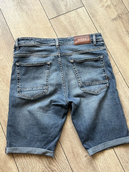 Hugo Boss : Taber Stretch Short - размер 32 Slim / Оригинал