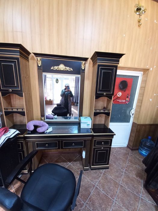 Salon jihozlari sotiladi