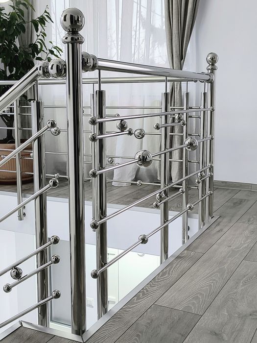 Gamă Completă de Balustrade Inox