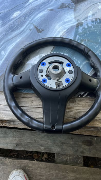 Volan bmw f 10  piese dezmembrari