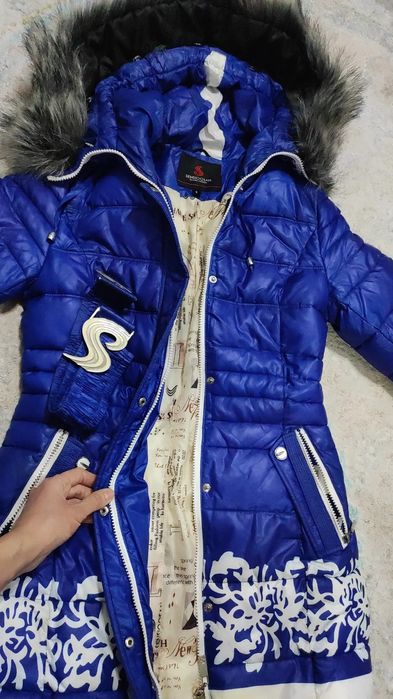 Продаëтся куртки привезли и России, Мало одета. Курткалар сотилади