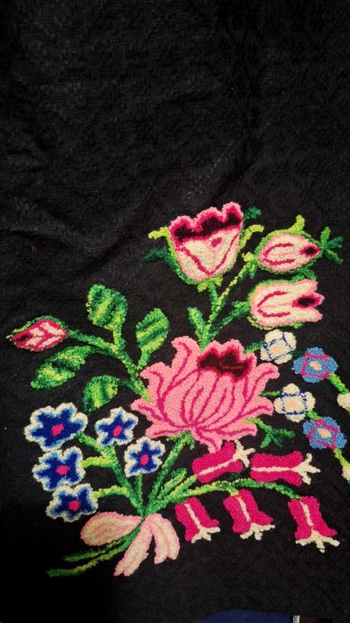 Дамска фолклорна носия-новодел