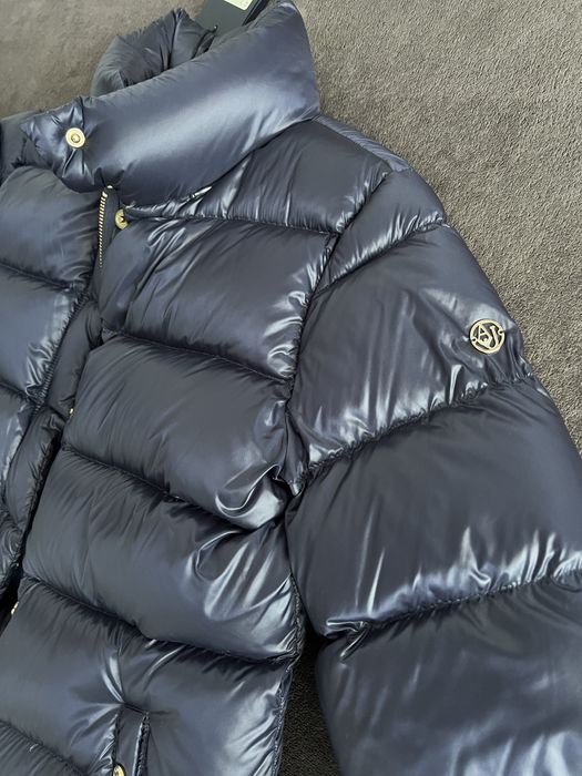 Haina dama puf Armani marimea M-L