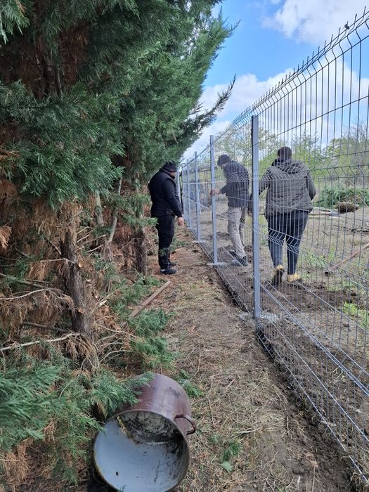 Executam garduri la cerință dumneavoastră