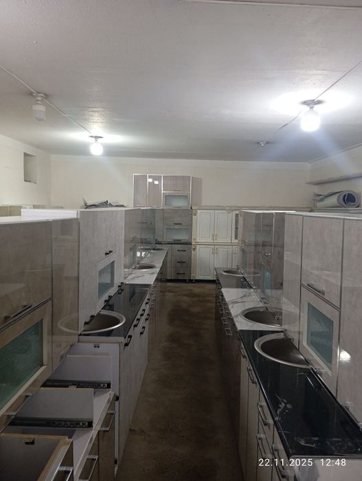 Kuhinni mebel razmeri 240