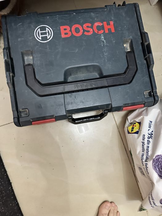 De vanzare 2 Masini cu percutie Bosch