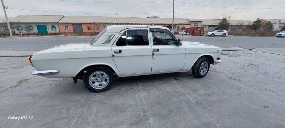 Волга 2410 волга 2410