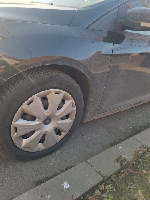 Ford focus 2013 benzina