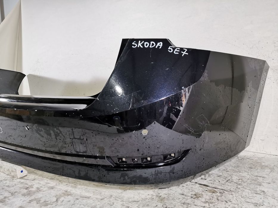 Bara spate Skoda  Octavia  4 Berlina sedan, 2020, 2021, 2022, 2023, cod de origine OE 5E6807421