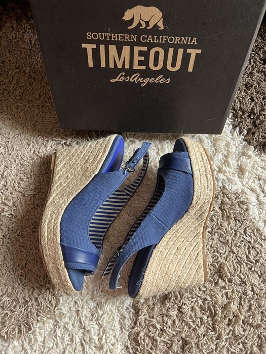 TIMEOUT Сандали с платформа