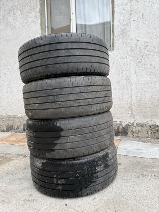 Шины б/у 235/45/18