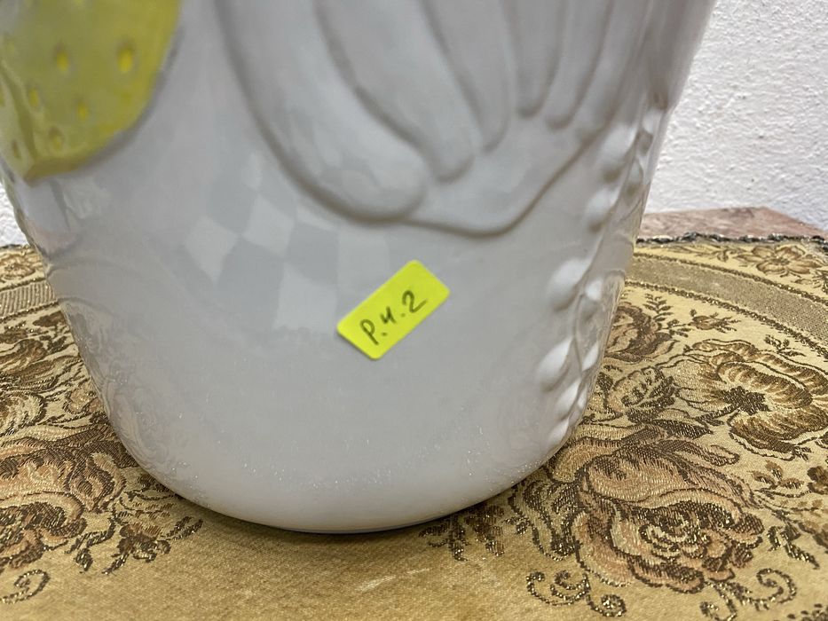 Италианска кашпа на майолика