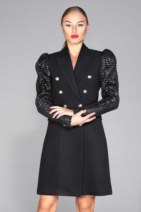 Бутик Replica Moda ново с етикет палто от вълна с кожени ръкави