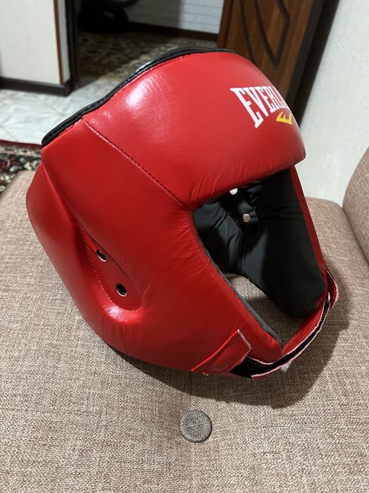 Boxs shlemi, perchatkasi