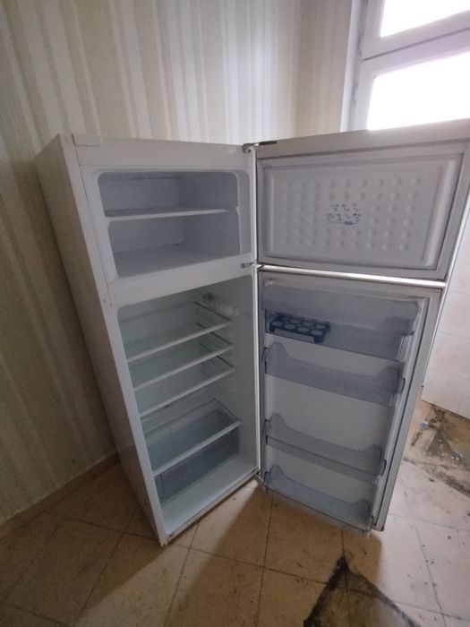 Хладилник NEO с камера работещ