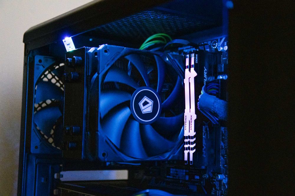 PC Gaming: Ryzen 5 5500 + RX 5600XT+ 16GB DDR4
