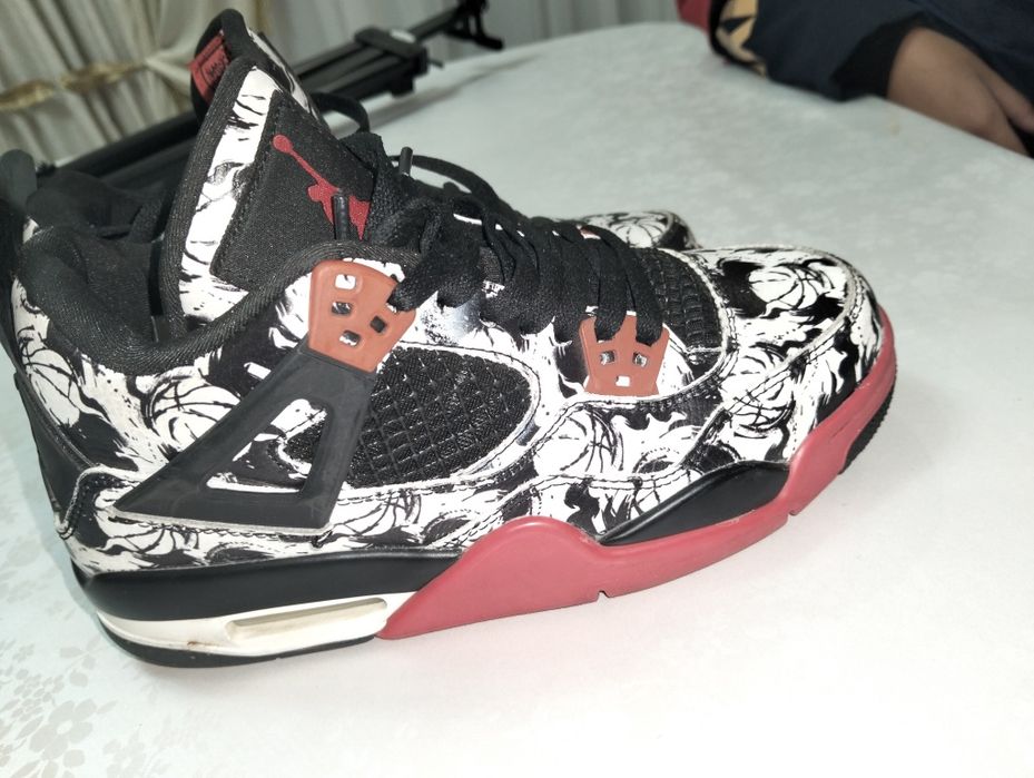 Nike Air Jordan 4 Retro "Tattoo"