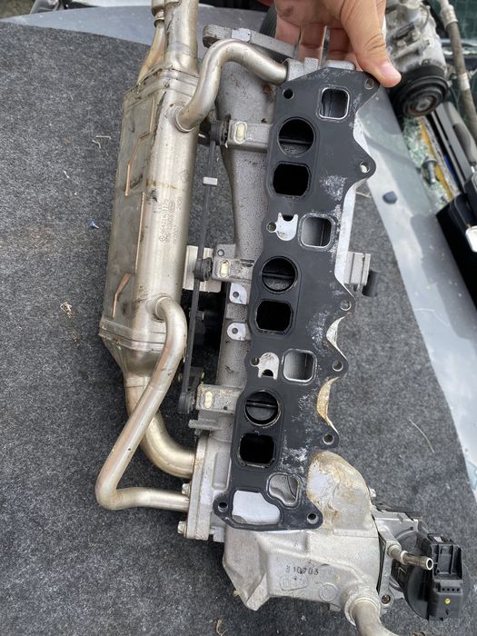 Всмукателен колектор E-class W212 350CDI/Колектори Е-класа 231 k.c.