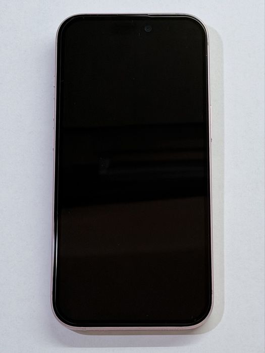 iPhone 15 Pink 100% battery