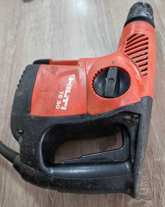Електрически перфоратор Hilti TE30