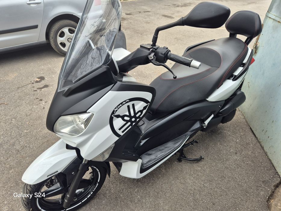 Yamaha X-max 250