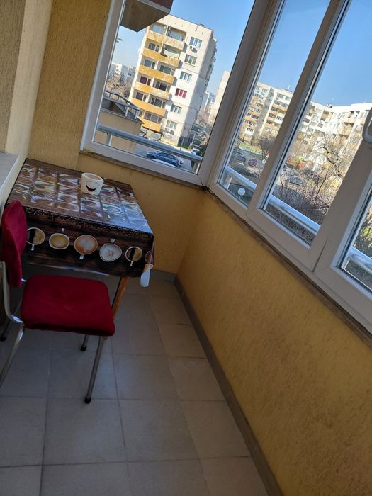 Под наем Тристаен Левски–В