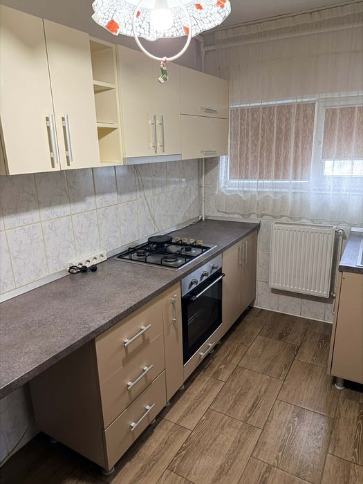 Vând apartament 2 camere