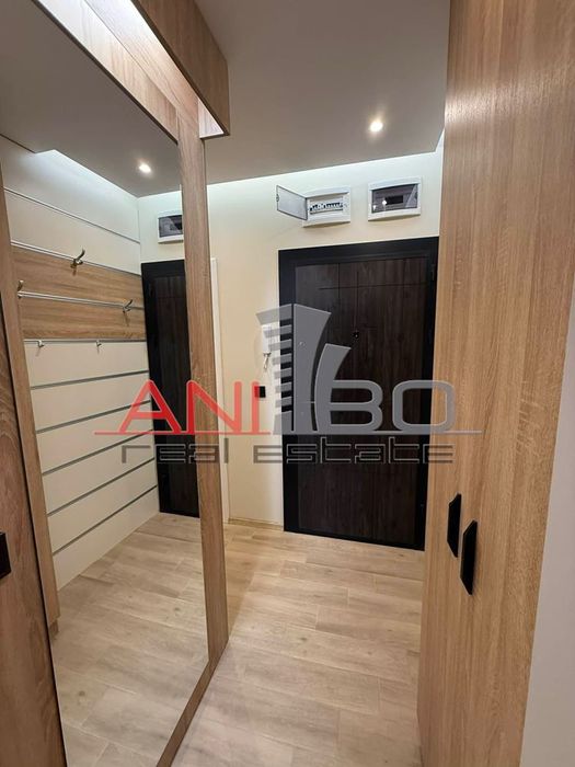 Продава тристаен в град Варна-Младост 1