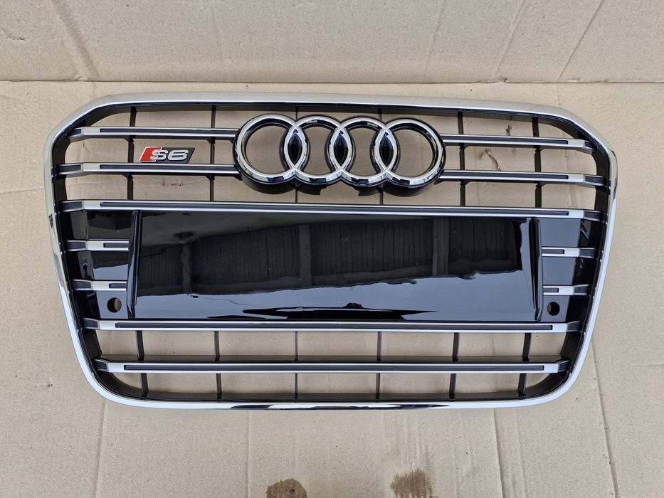 Grila centrala Audi A6 C7 S6 NOUA 2011-2014