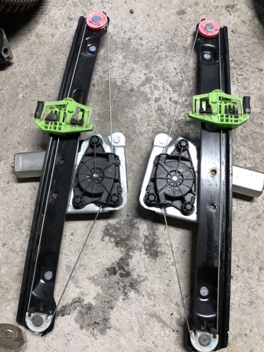 Macara spate bmw e90 e91 stanga dreapta