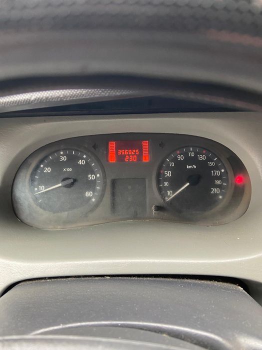 Vand Renault Trafic 2008 Versiunea Maxi!