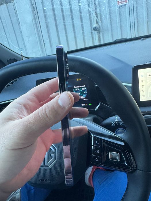 Vand iphone 14 pro max impecabil pentru piese