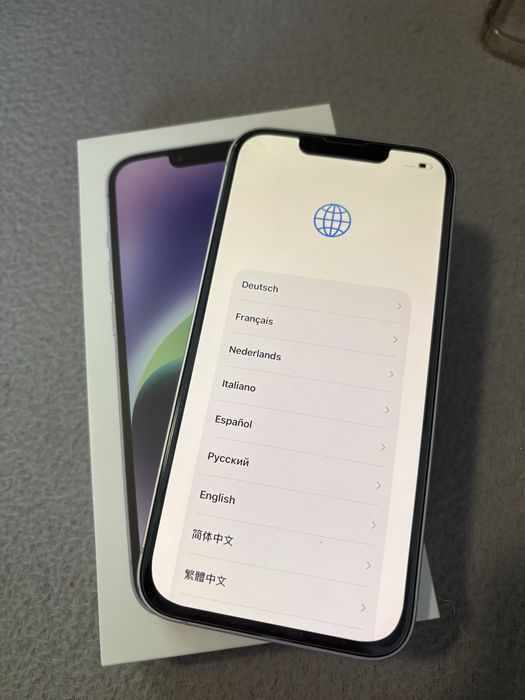 Продавам Iphone 14