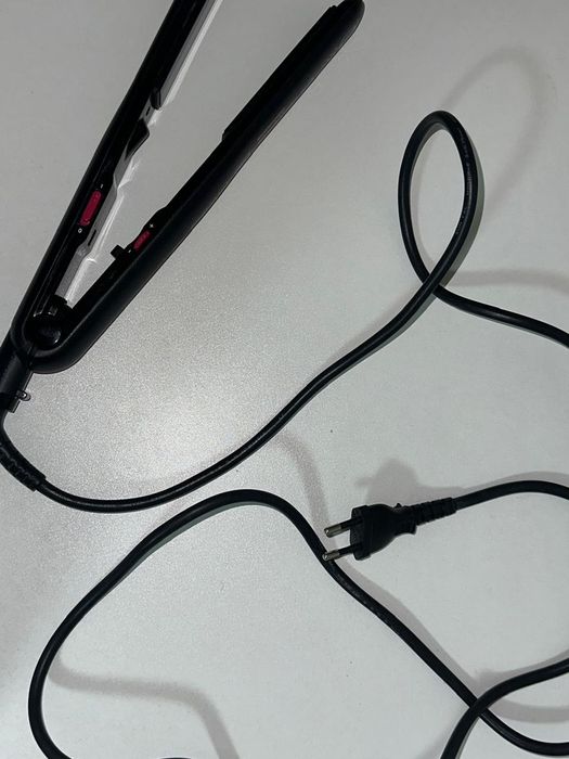 Утюжок Rowenta              .