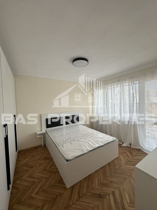 Дава се под наем Тристаен апартамент в София, Иван Вазов - 70 кв.м за 750 € - Снимка #8