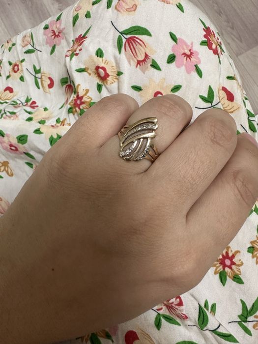 Продам Золотое кольцо