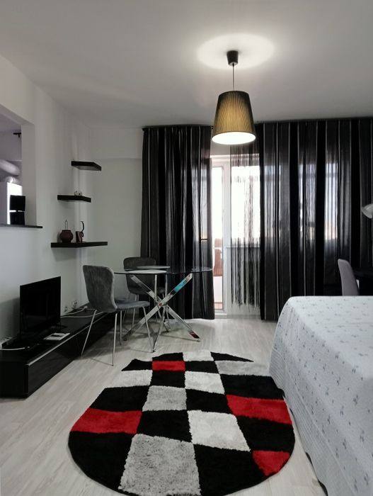 Închiriere  Garsoniera