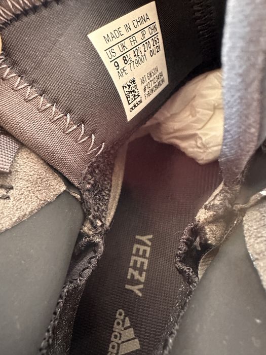 Adidas Yeezy QNTM marime 42 2/3