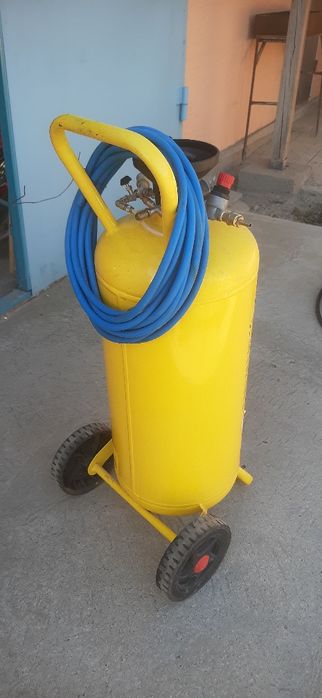 Пенообразователь