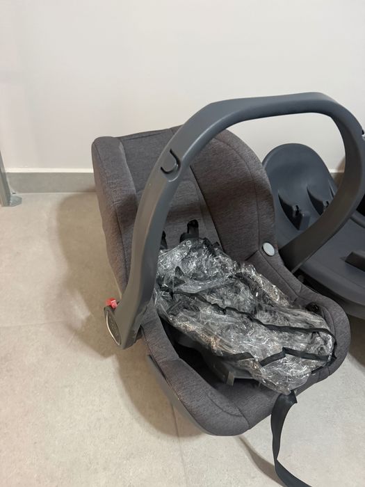 Продавам количка Oyster 3 Travel System