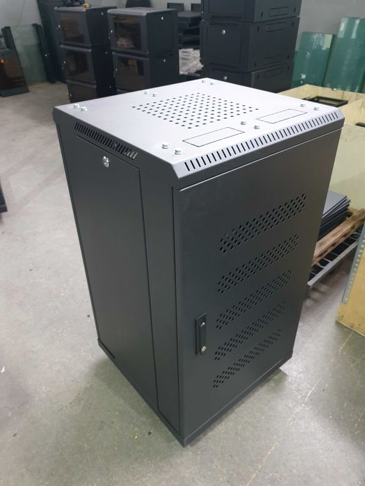 Серверный шкаф 22U (24U) Serverniy shkaf 22U (24)