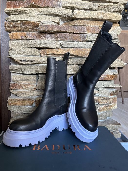 Боти от еко кожа 38 номер, Badura