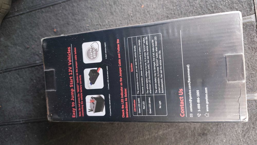 Стартерно устройство бустер jump starter GOOLOO GP 4000 PRO